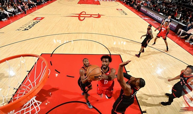 游戏资讯-防守能力相当不错，但火箭锋线新星的三分手感依然没有恢复？