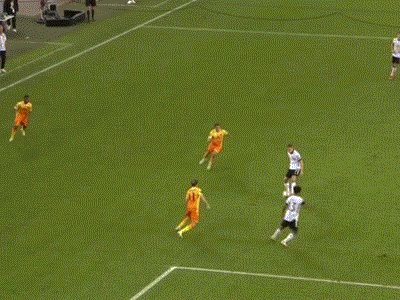 1631012006074017336.gif 阿德耶米2.gif